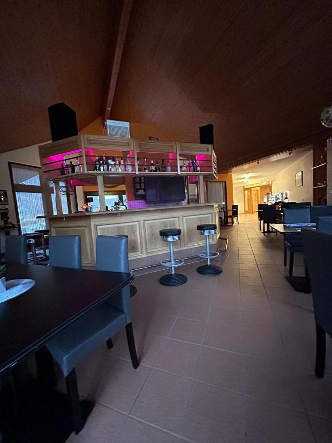 Hotel Edirol Vouvry 외부 사진