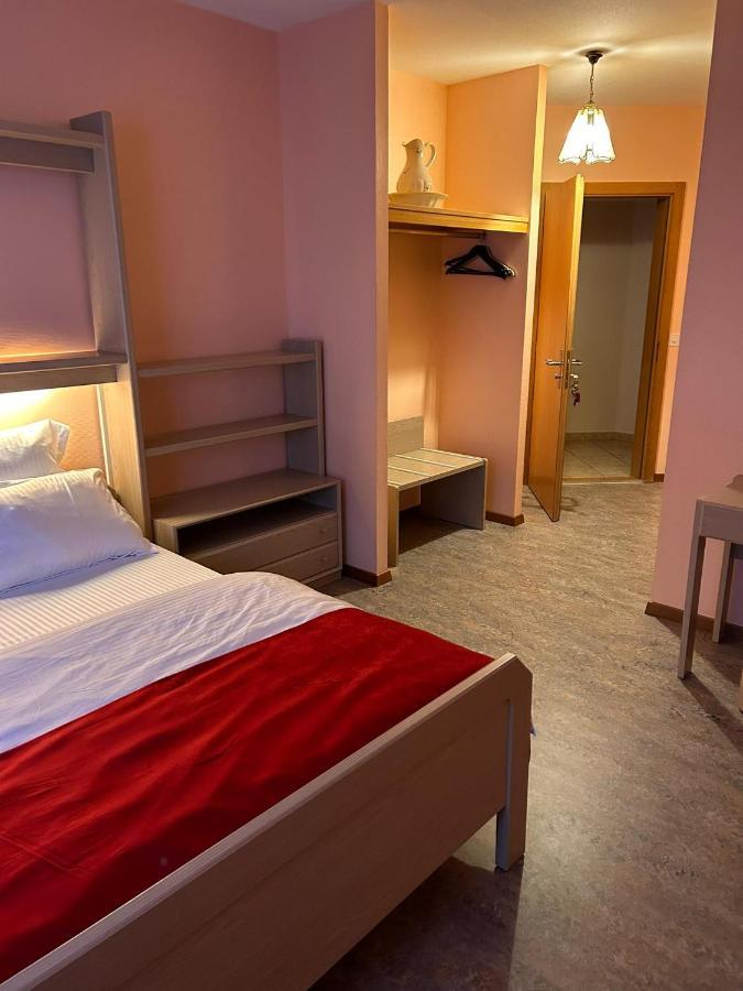 Hotel Edirol Vouvry 외부 사진