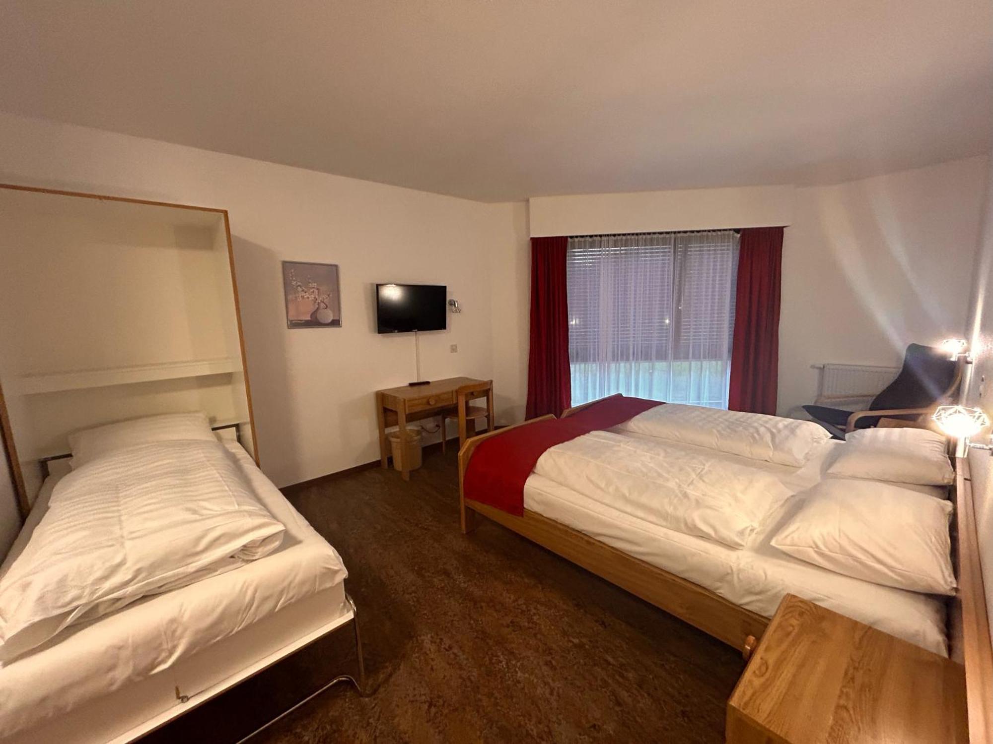 Hotel Edirol Vouvry 외부 사진